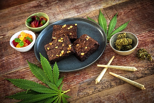 How do you eat cannabis edibles?